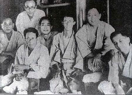 文件:Taiwanese elites.jpg